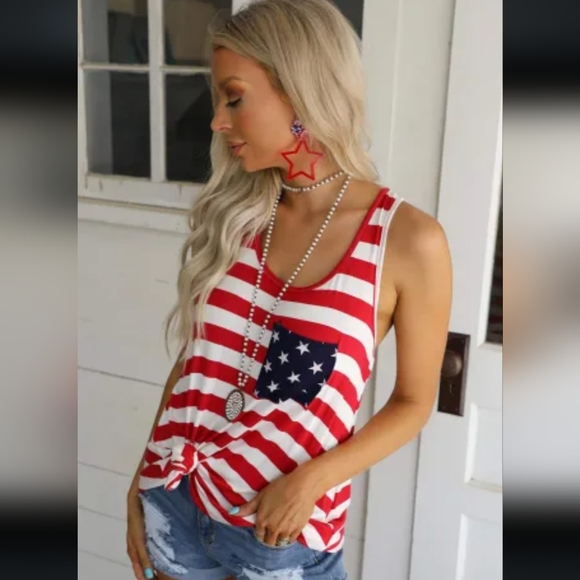 🍁New Stars and stripes tank - Picture 7 of 11
